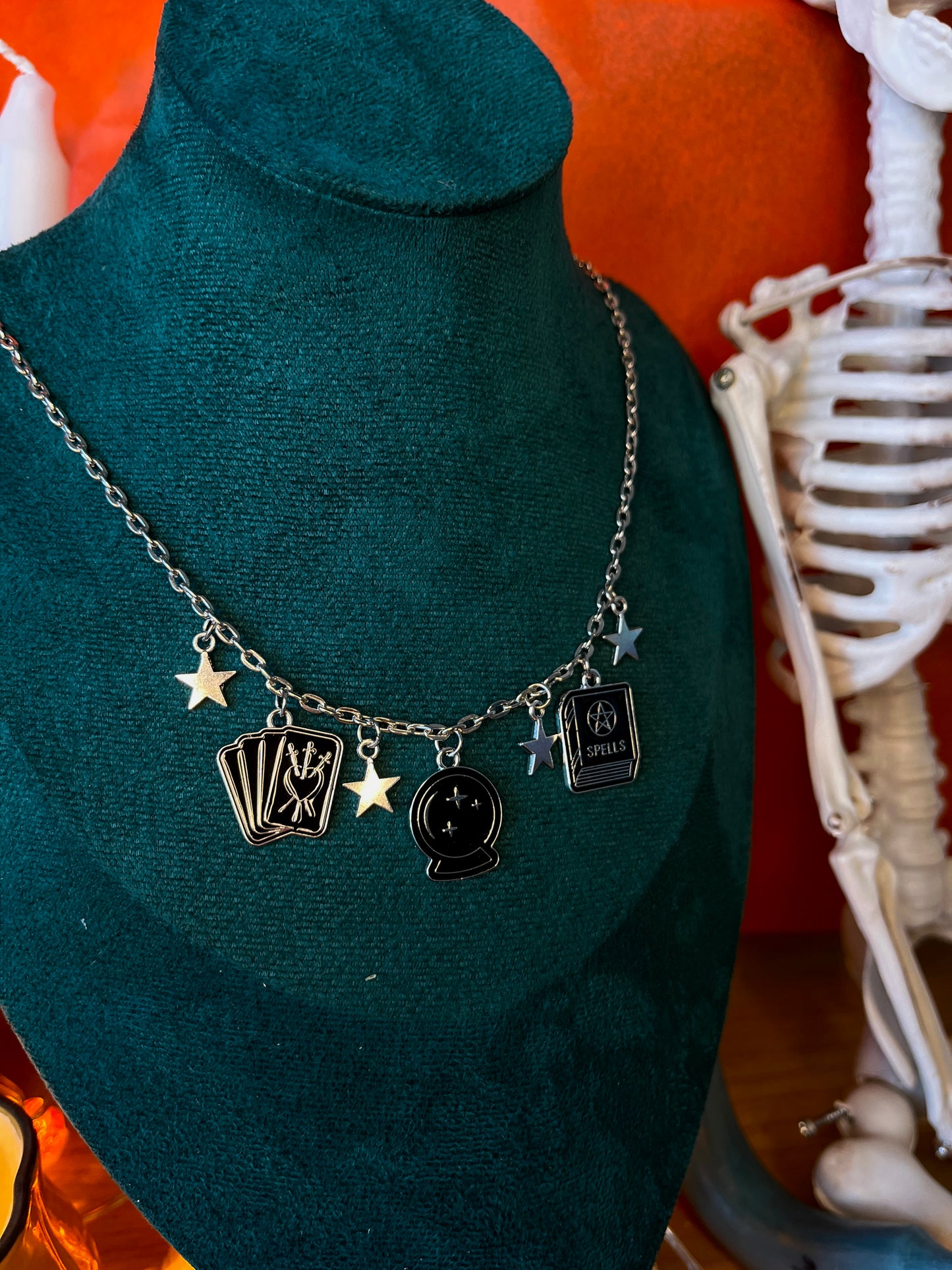 WITCHY STAR CHARM NECKLACE