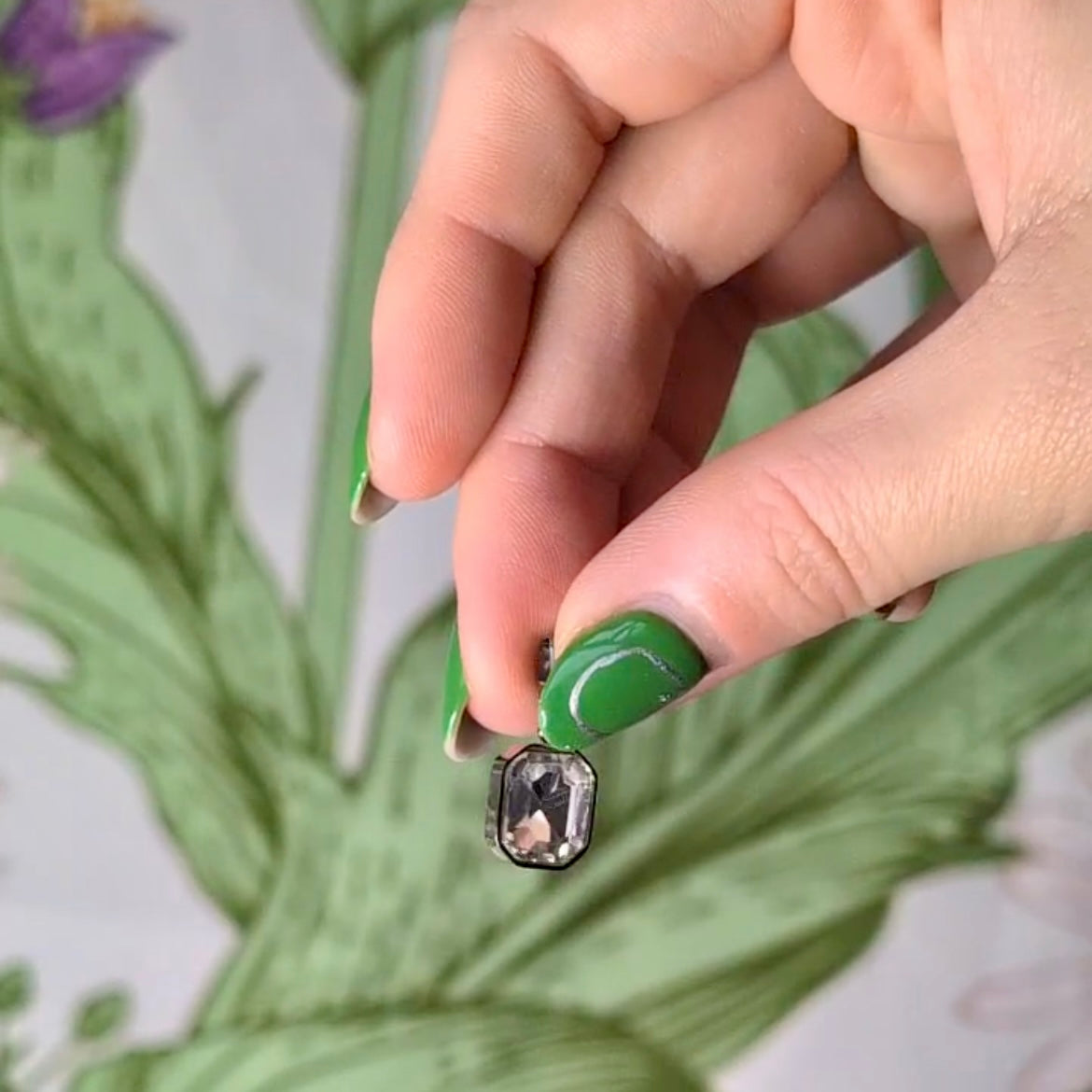 GEM NECKLACE