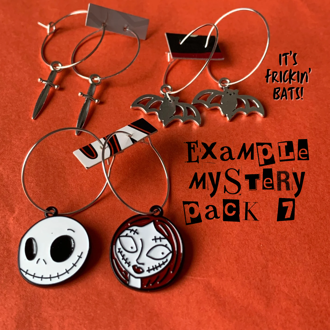 HALLOWEEN MYSTERY PACK