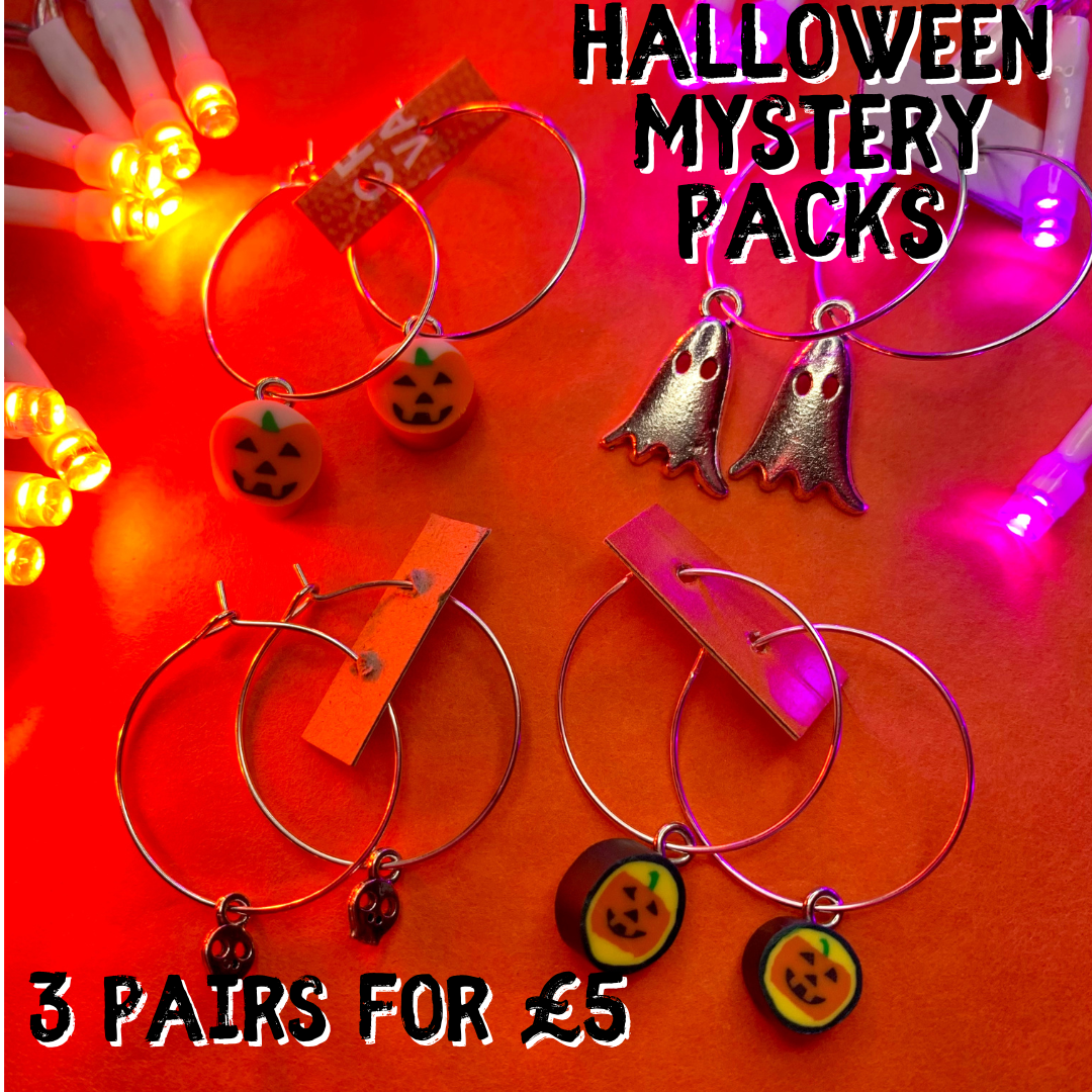 HALLOWEEN MYSTERY PACK