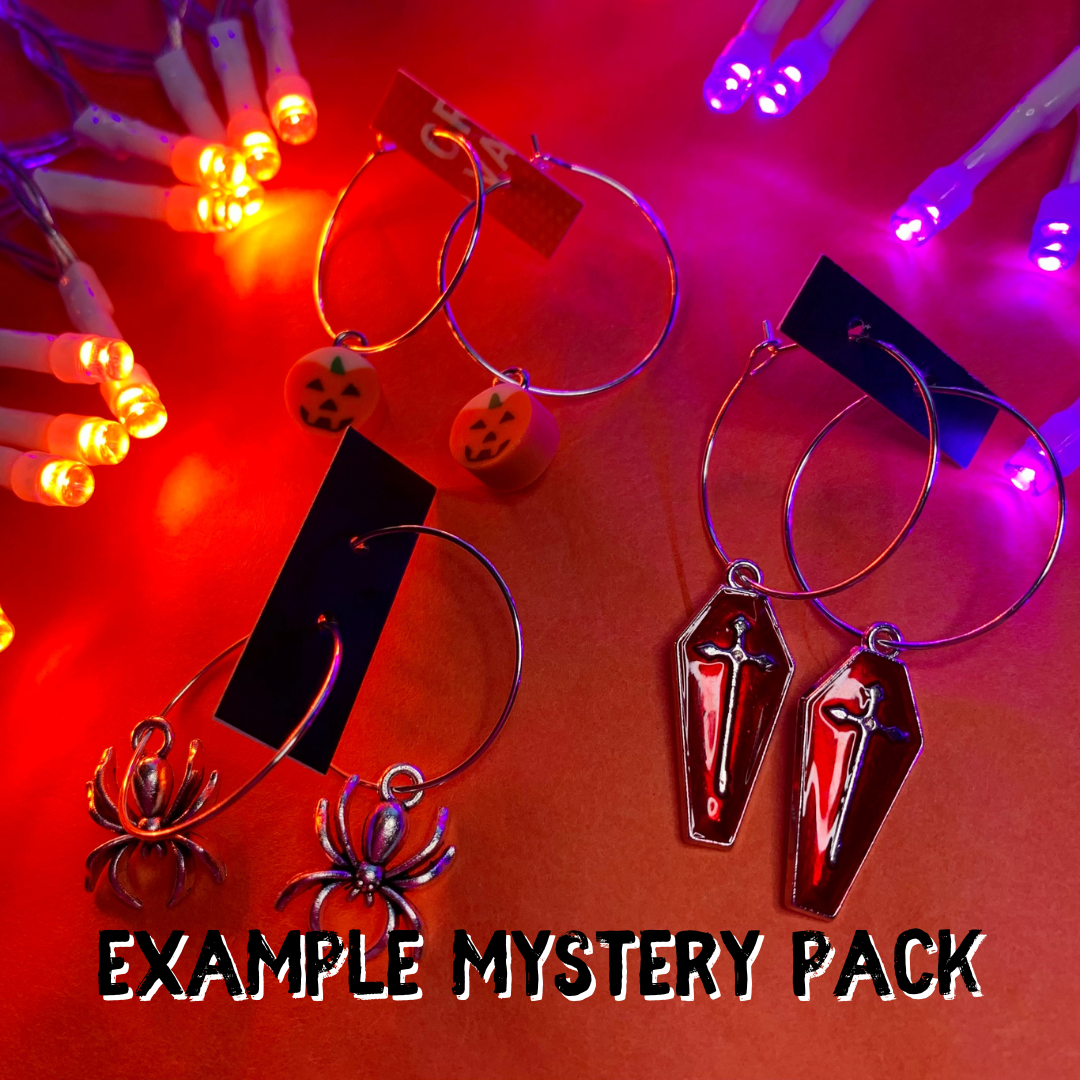 HALLOWEEN MYSTERY PACK