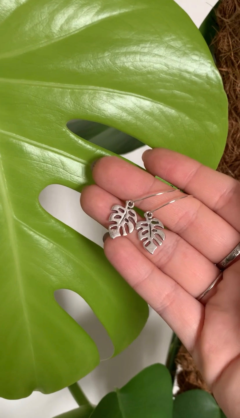 LEAF EARRINGS