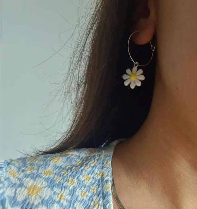 COLOURFUL FLOWER EARRINGS