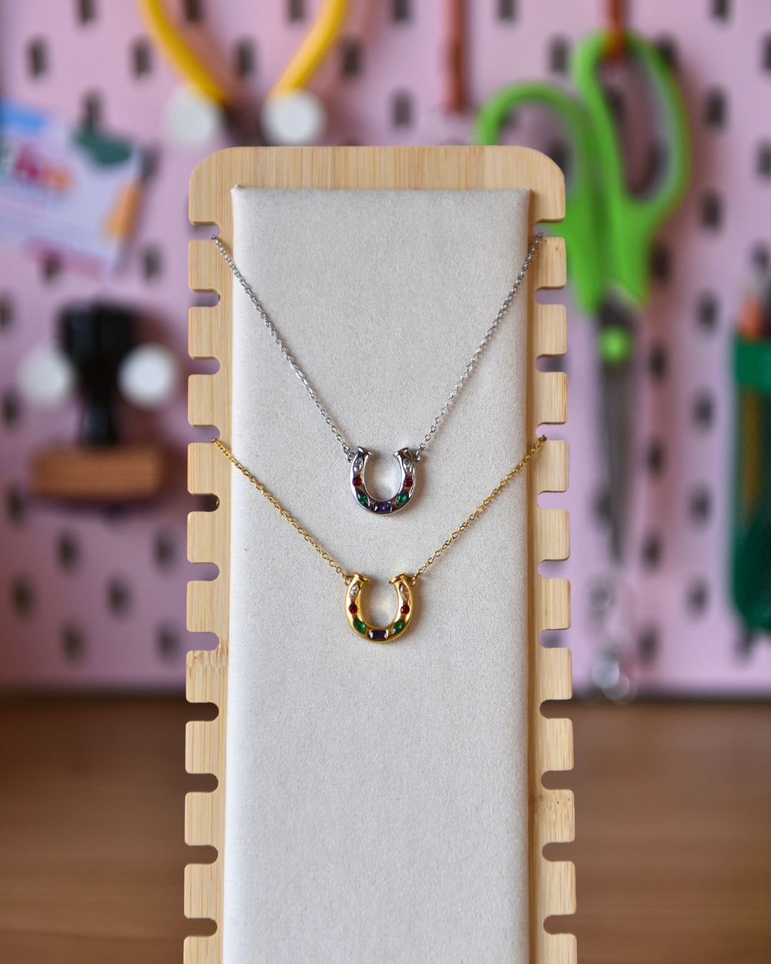 RAINBOW HORSESHOE NECKLACE