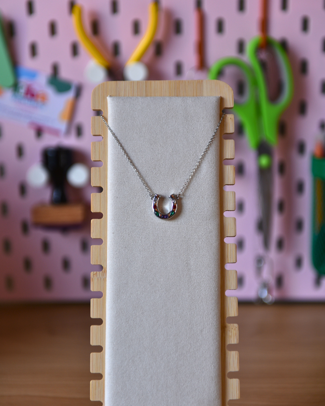 RAINBOW HORSESHOE NECKLACE
