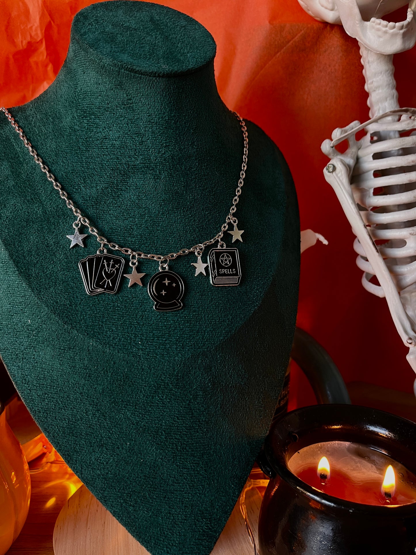 WITCHY STAR CHARM NECKLACE
