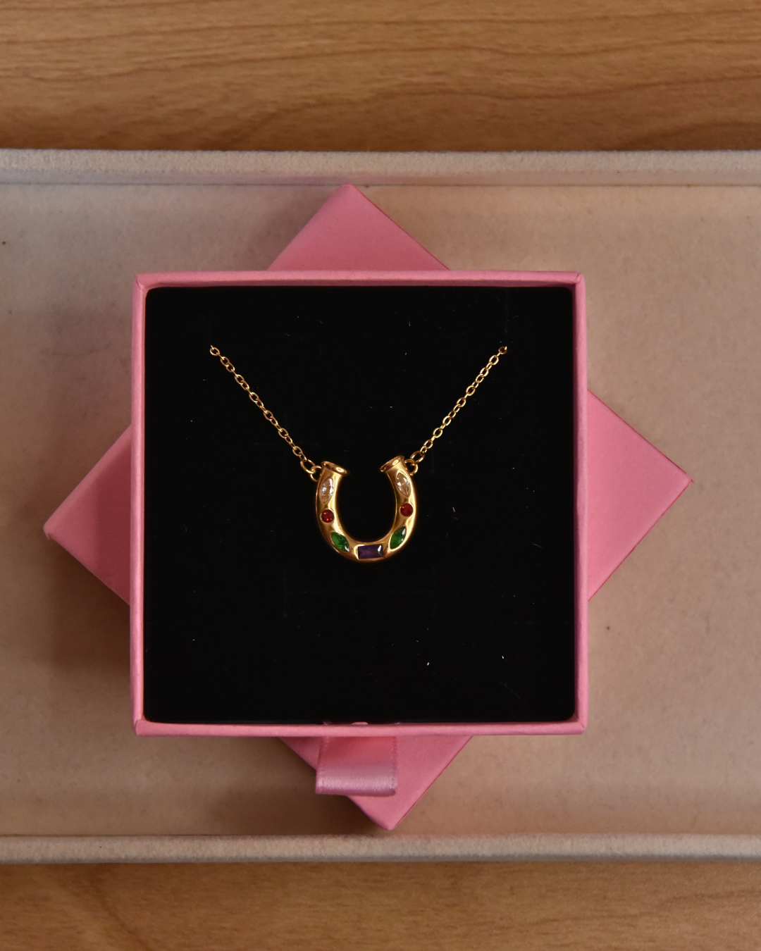 RAINBOW HORSESHOE NECKLACE