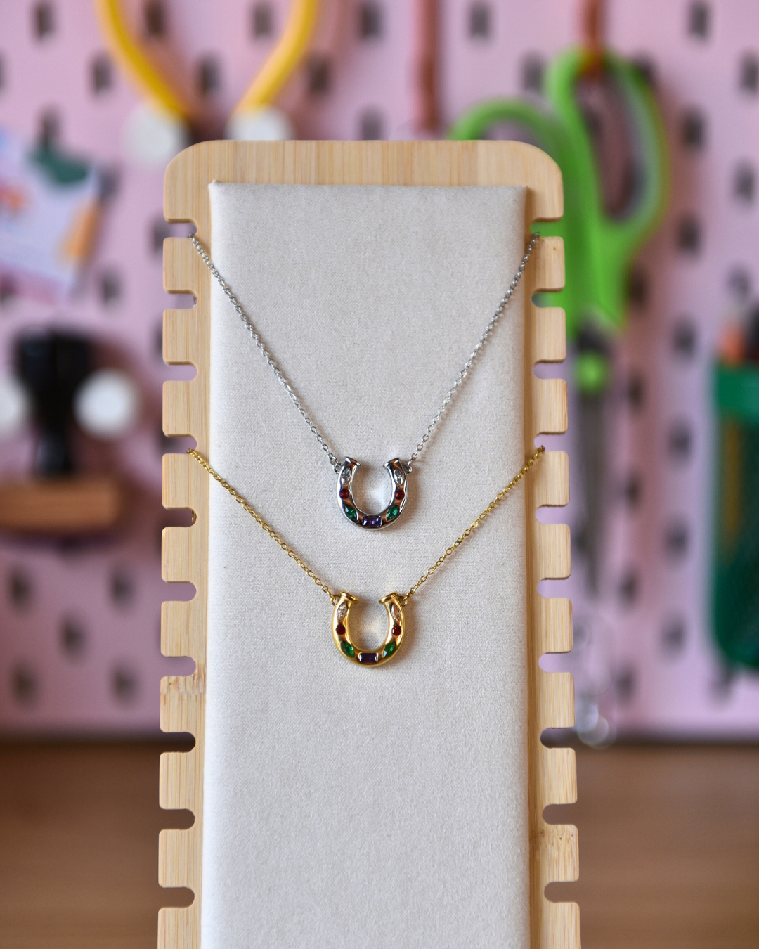 RAINBOW HORSESHOE NECKLACE