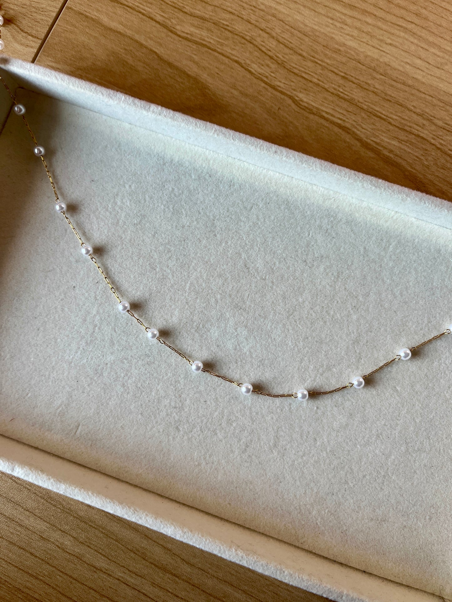 PEARL BEADED NECKLACE